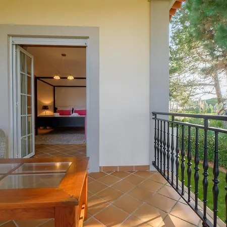 דירה Principes Townhouse
