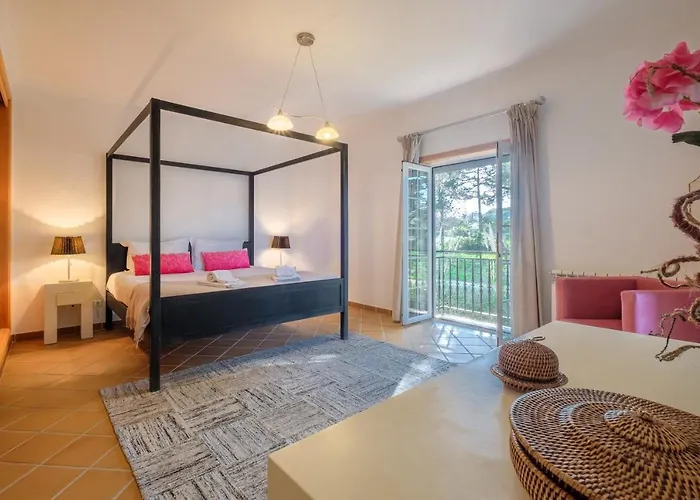 דירה Principes Townhouse